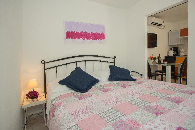 Apartment Alma Split Extérieur photo
